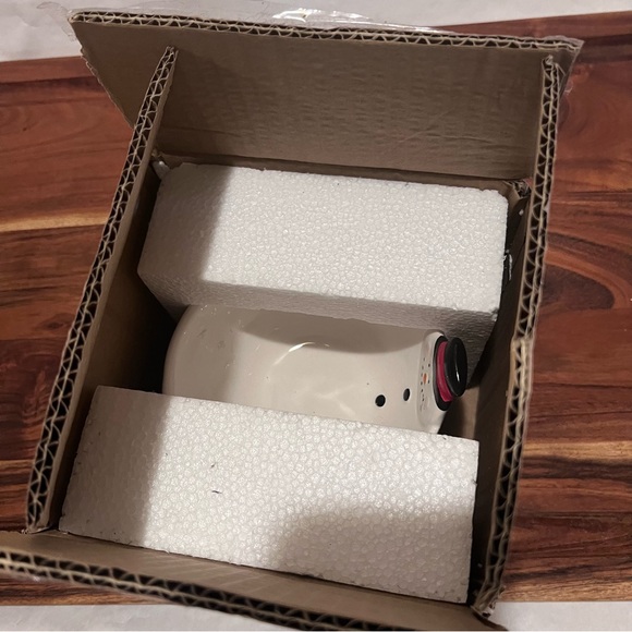 TWO (2) Magenta Ceramic Snowman Snack Bowls White/Black/Red - Picture 15 of 15